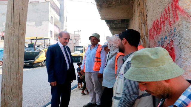 AKÇAKALE’DE ASFALTLANAN YOL ULAŞIMA AÇILDI