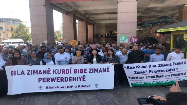 HDP URFA İL ÖRGÜTÜ'NDEN KÜRTÇE ÜZERİNDEKİ ASİMİLASYONU DURDURUN ÇAĞRISI