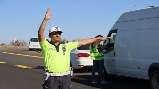 BÜYÜKŞEHİR BELEDİYESİ ŞANLIURFA’NIN ULAŞIMINDA GELECEĞİ PLANLIYOR