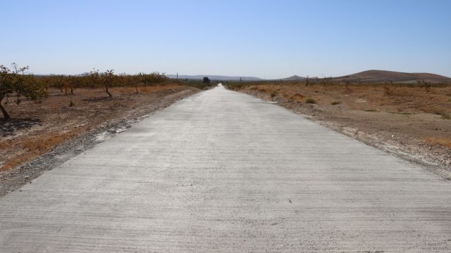 BÜYÜKŞEHİR’DEN BİRECİK’E UZUN ÖMÜRLÜ BETON YOL