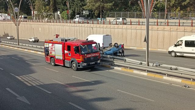 DİYARBAKIR YOLUNDA KAZA: 2 YARALI