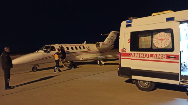 UÇAK AMBULANAS ŞANLIURFA’DAN KALP NAKLİ İÇİN HAVALANDI