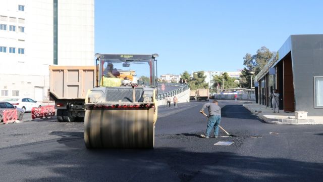 ABİDE KAVŞAĞI YAN YOLLARDA ASFALT ÇALIŞMASI