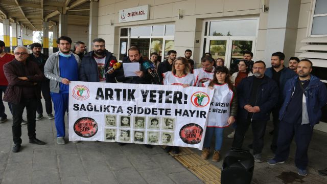 URFA TABİP ODASI'NDAN TEPKİ: TEDBİR ALMASI GEREKENLER ÜÇ MAYMUNU OYNUYOR!