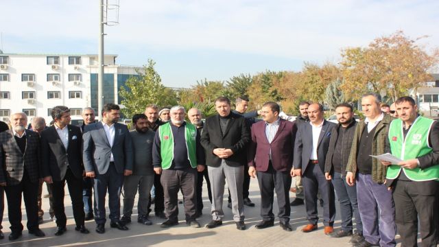 URFA İHH’DAN SURİYE YARDIM KONVOYU