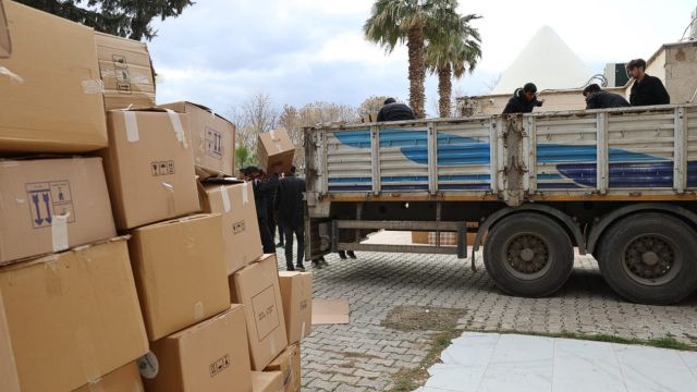 HARRAN’DAN KAHRAMANMARAŞ’A YARDIM TIRI GÖNDERİLDİ