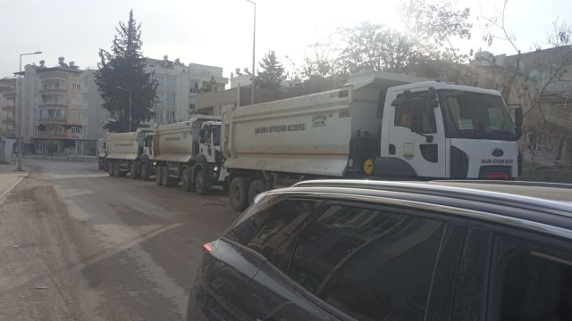 URFA'DAN ADIYAMAN'A ÇOK SAYIDA İŞ MAKİNASI DESTEĞİ!