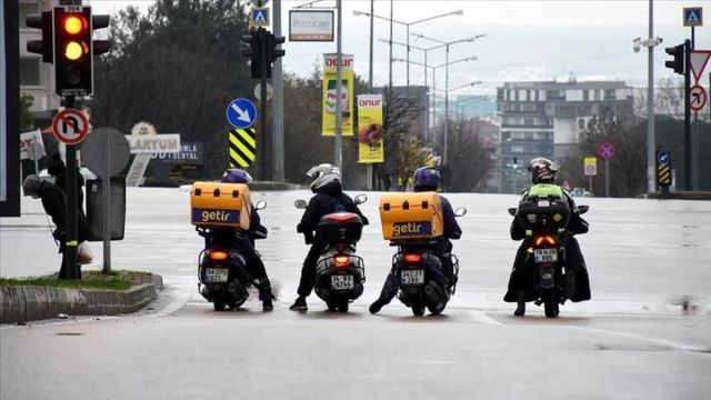 Bakanlıktan moto kurye kararı! 250 bin kişiyi ilgilendiriyor