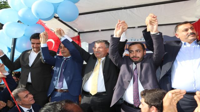 CEVHERİ’NİN SEÇİM BÜROSU AÇILIŞI MİTİNGE DÖNÜŞTÜ