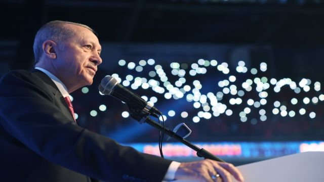 Cumhurbaşkanı Erdoğan: İşssizlik oranı yüzde 7 olacak, mülakatlar kalkacak