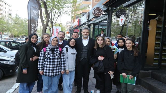 Milletvekili Adayı Önen’e vatandaşlardan yoğun ilgi