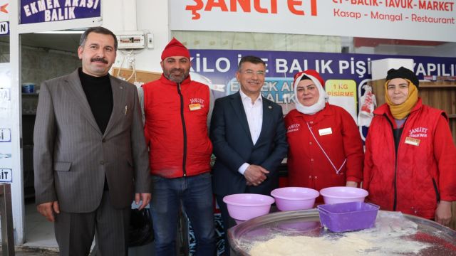 VATANDAŞLARDAN MİLLETVEKİLİ ADAYI CEVHERİ'E YOĞUN İLGİ!