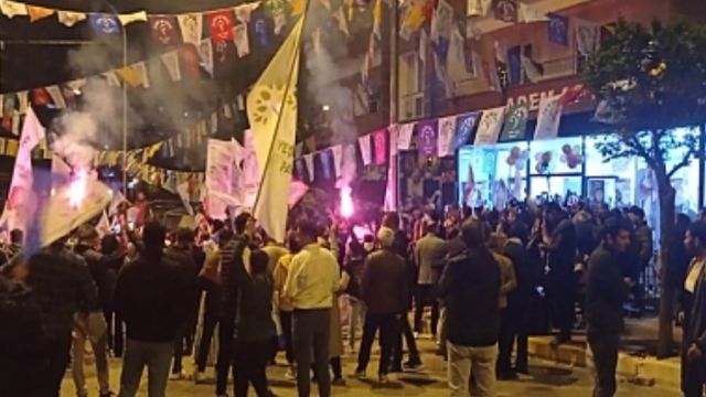 Yeşil Sol Parti, Karaköprü'de gövde gösterisi yaptı