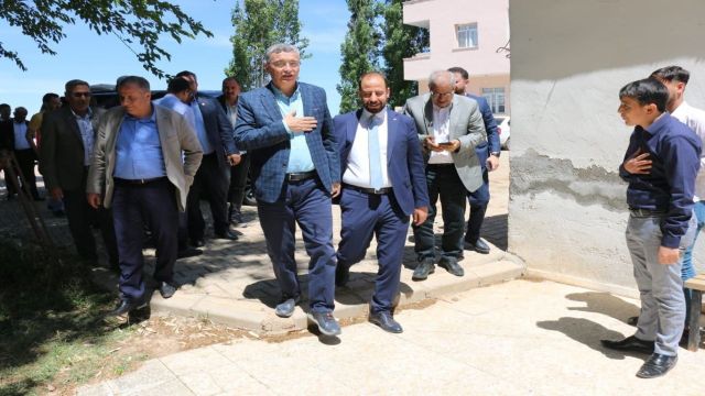 AK Partililer milletvekili aday adayı Yıldırım'ın köyünde buluştu