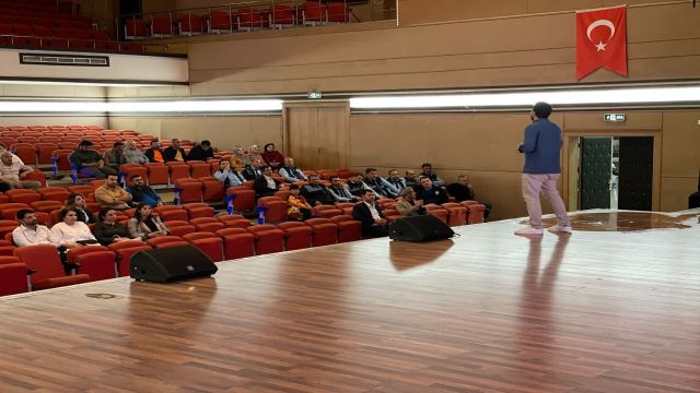 Büyükşehir’den ‘etik’ haftası kapsamında personellere seminer