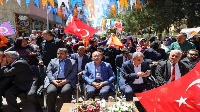 Viranşehir’de Bakan Bozdağ’ın katılımı ile Yazmacı’nın seçim bürosu açıldı