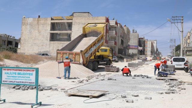 Haliliye’de altyapı çalışmaları Devteyşti ve Sırrın’da sürüyor